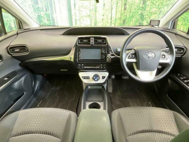 PRIUS-1