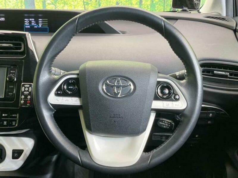 PRIUS-11