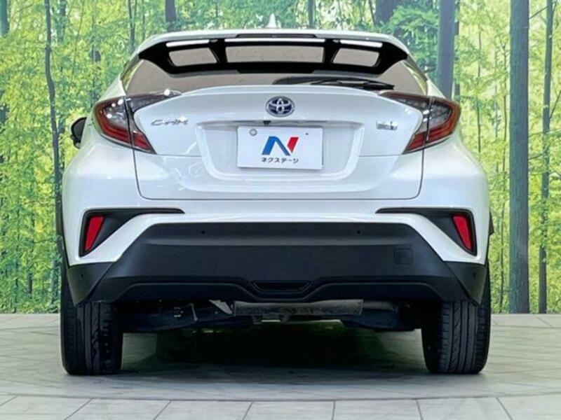 C-HR-15