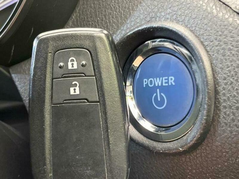 C-HR-7