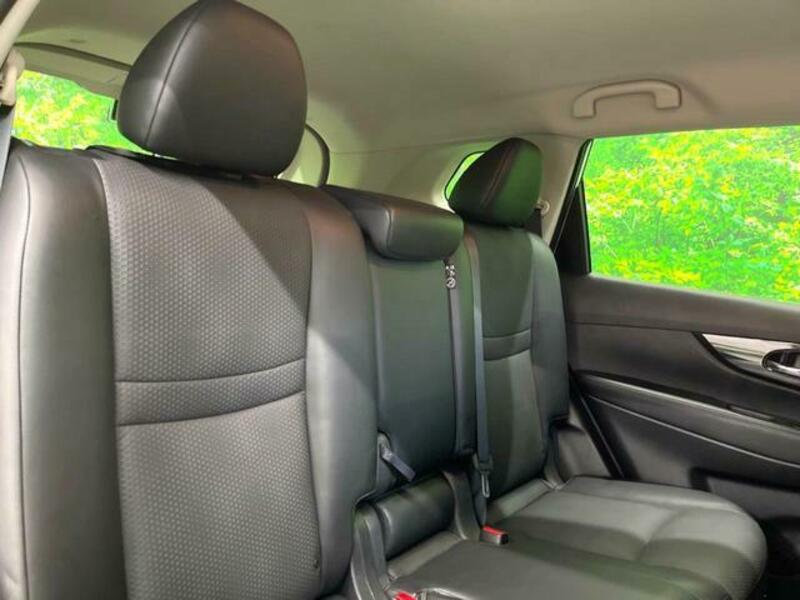 X-TRAIL-10