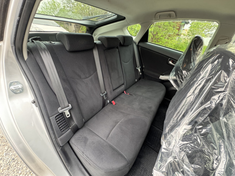 PRIUS PHV-17