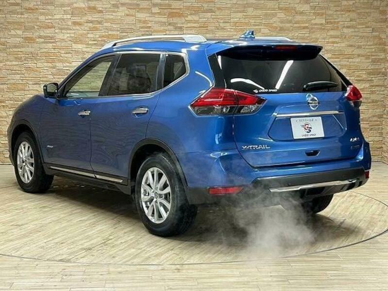 X-TRAIL-16