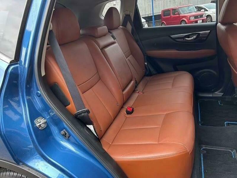 X-TRAIL-5