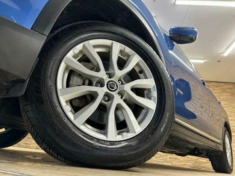 X-TRAIL-18