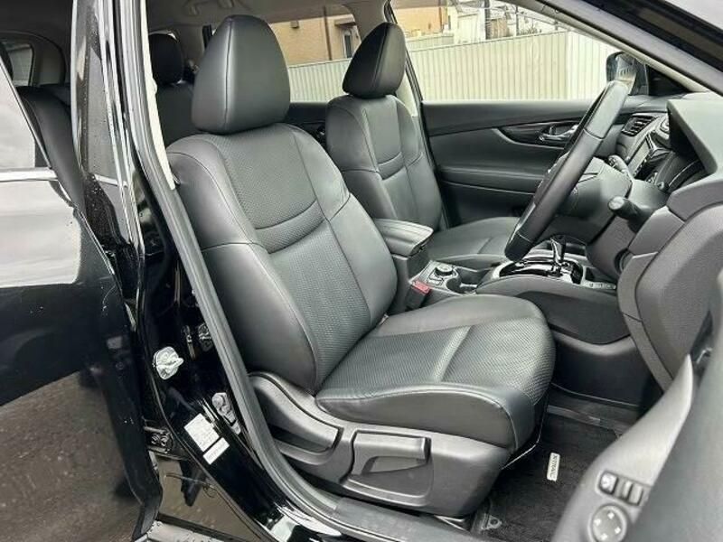 X-TRAIL-4