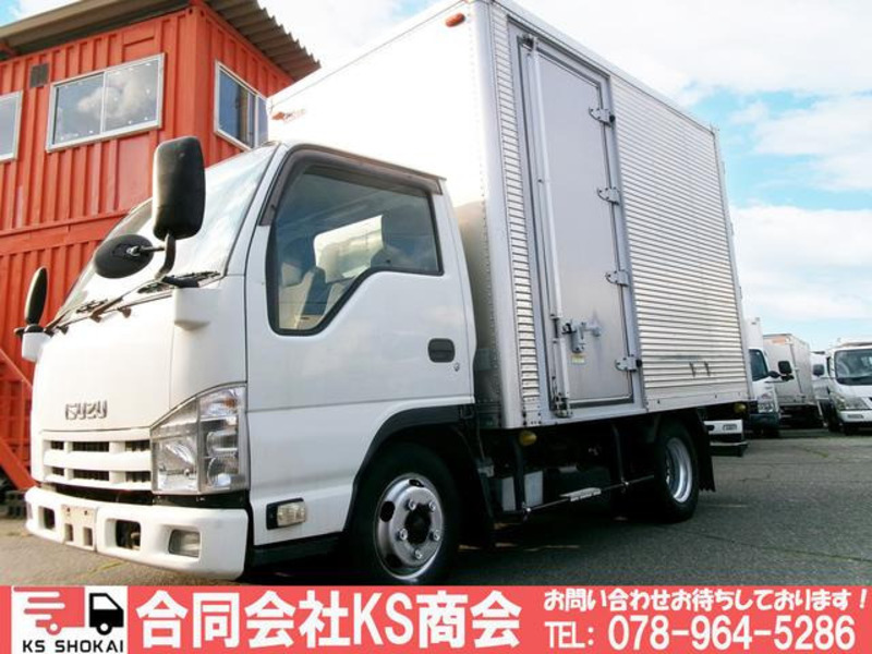 ISUZU　ELF