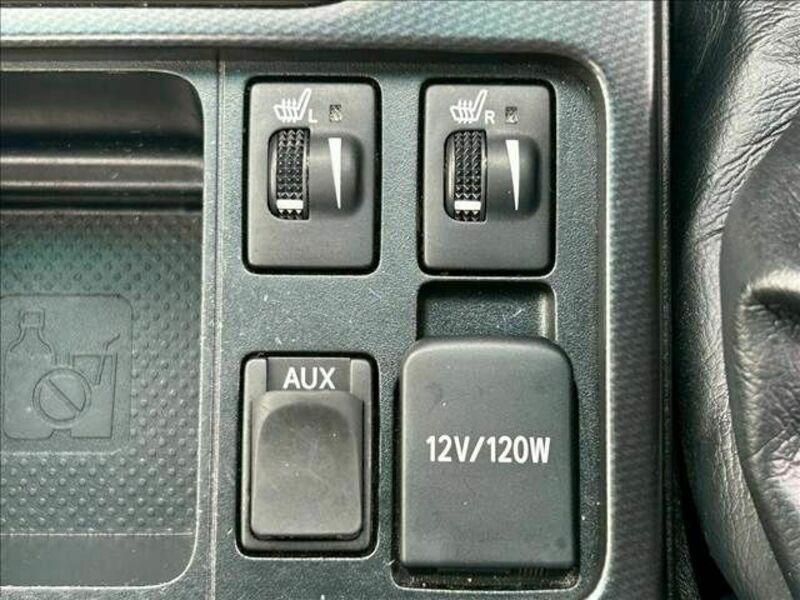 LAND CRUISER PRADO-28