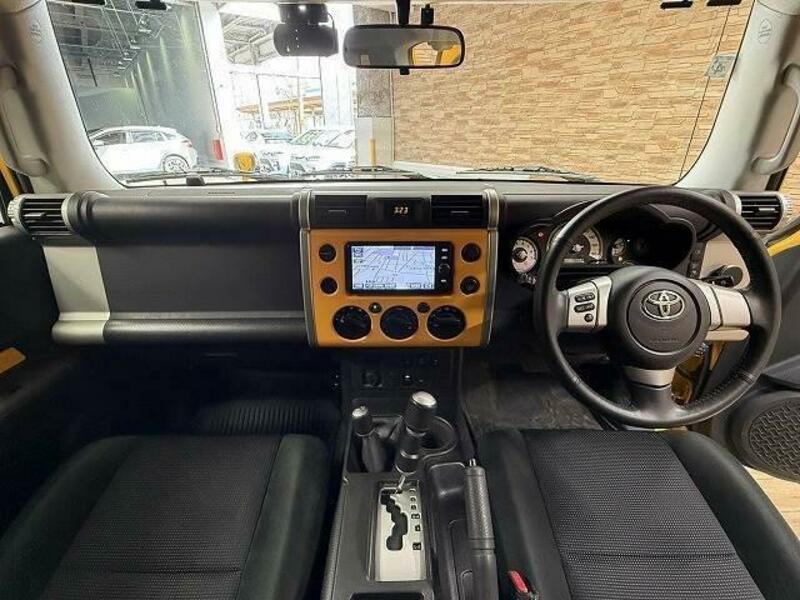 FJ CRUISER-1