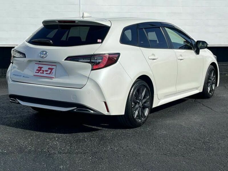 COROLLA TOURING-2
