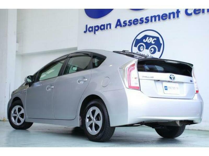 PRIUS-1