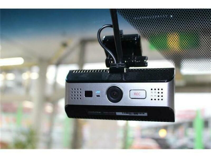 ALPHARD-9