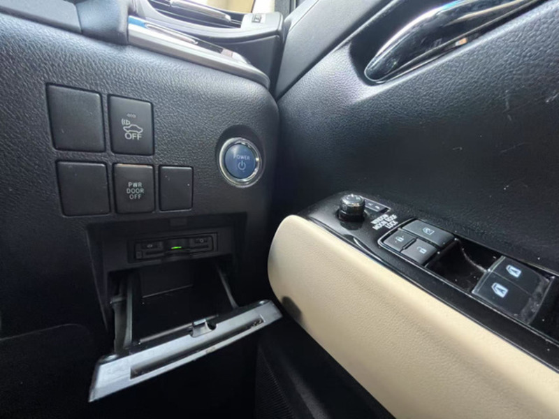 ALPHARD-18