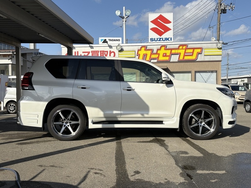 LAND CRUISER PRADO-4