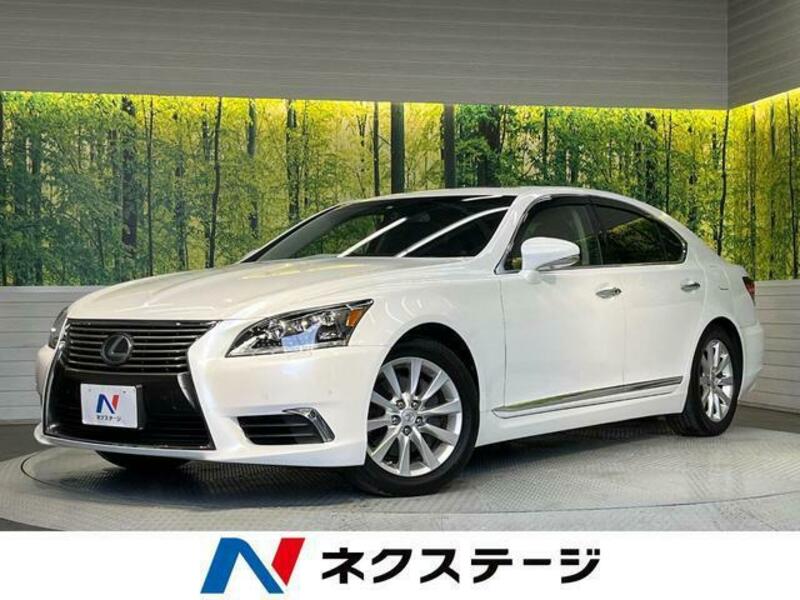 LEXUS　LS