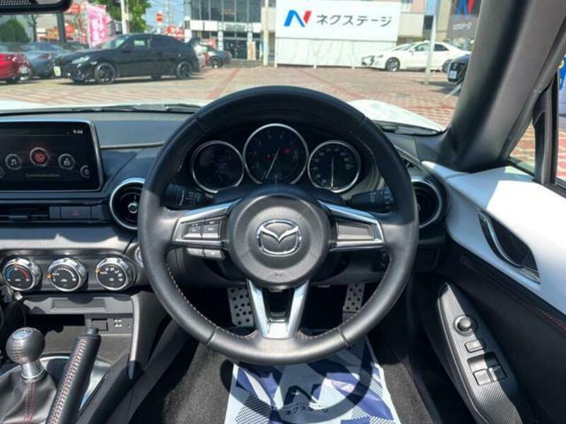 ROADSTER-10