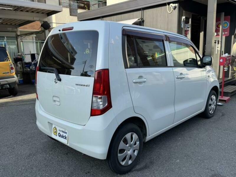 WAGON R-13