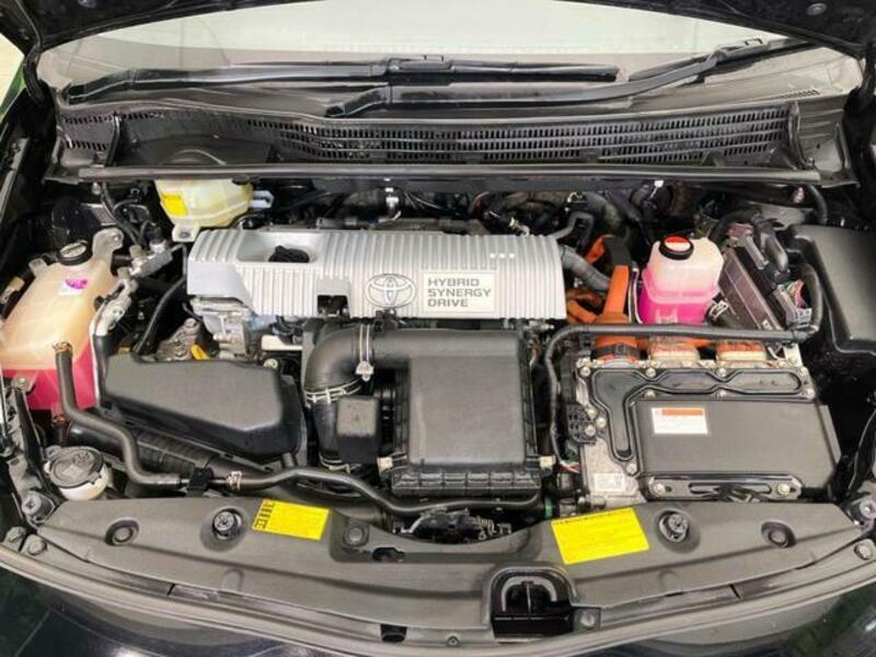 PRIUS-17