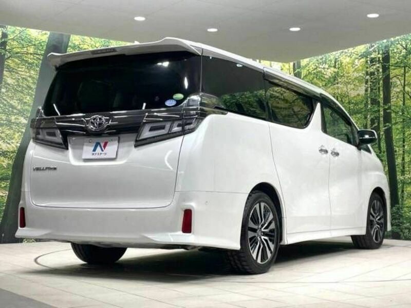 VELLFIRE-18