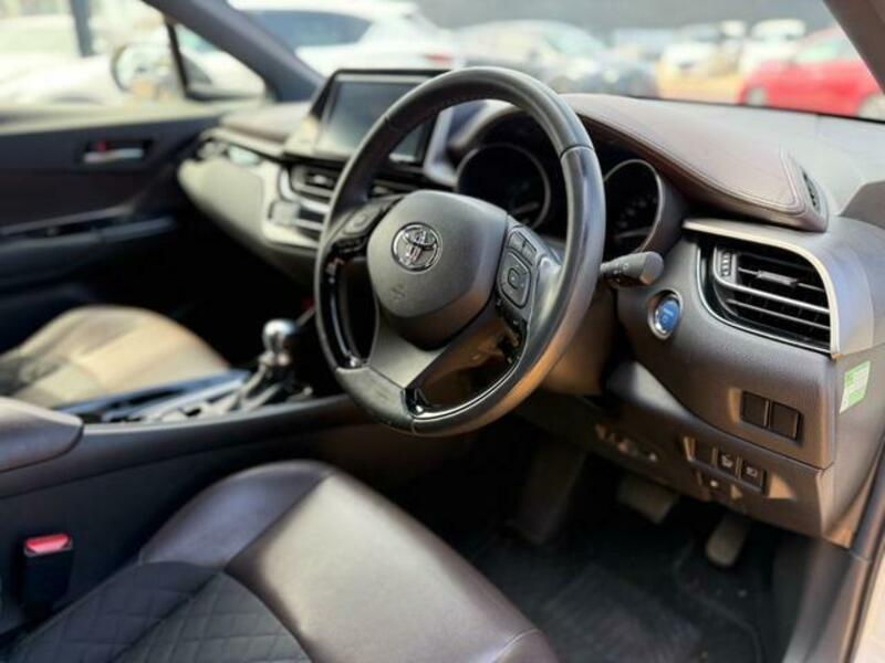 C-HR-7