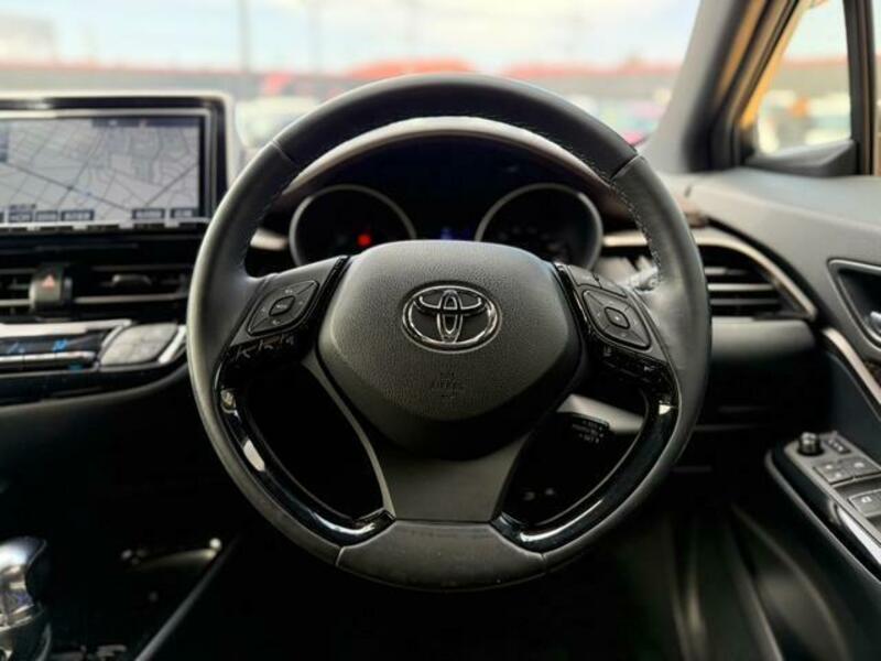 C-HR-10
