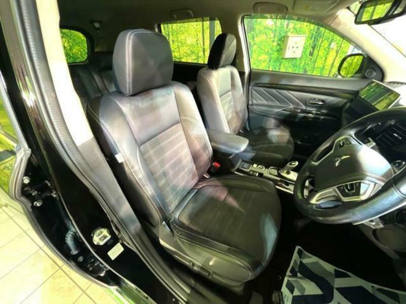 OUTLANDER PHEV