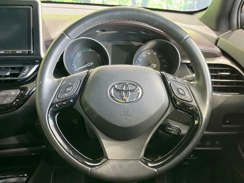C-HR-11