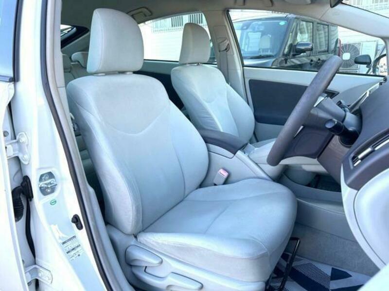 PRIUS-7