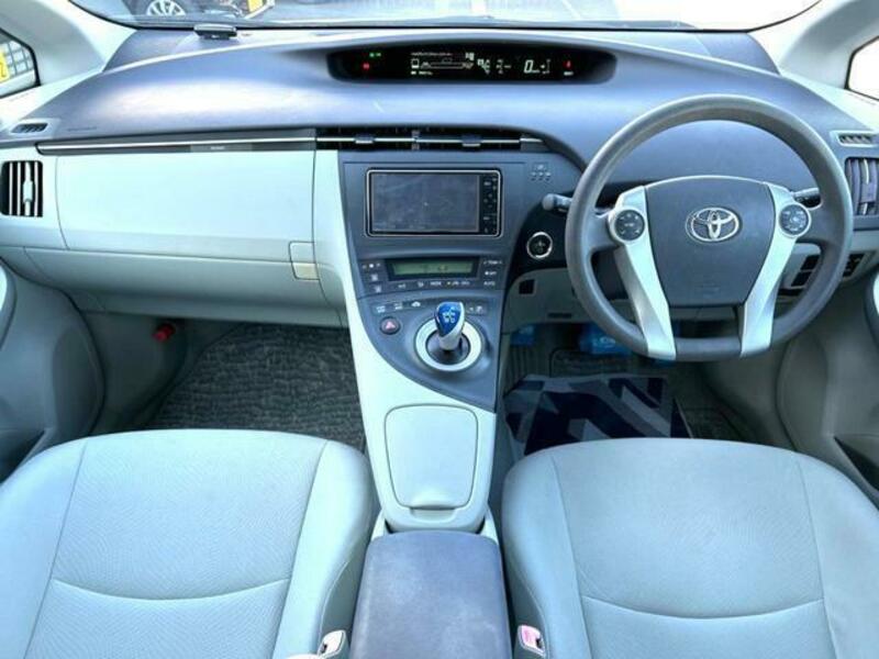 PRIUS-1