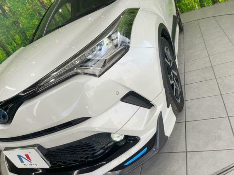 C-HR-11