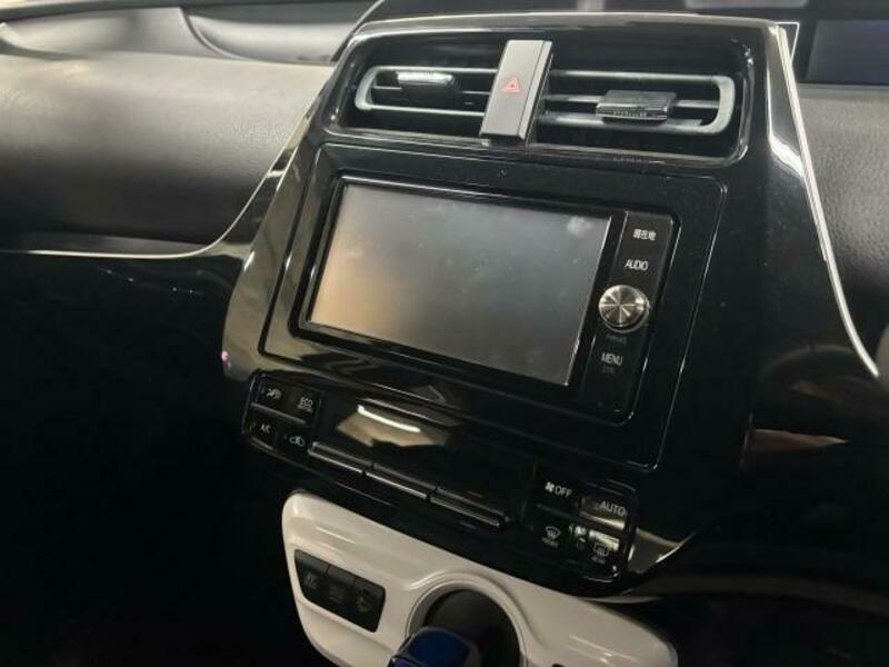 PRIUS-9