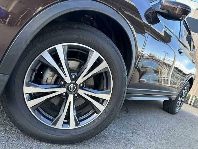 X-TRAIL-18
