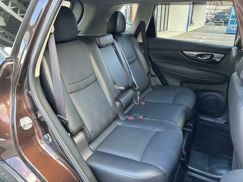 X-TRAIL-11