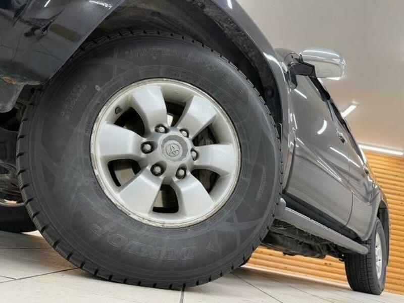 HILUX SURF-10