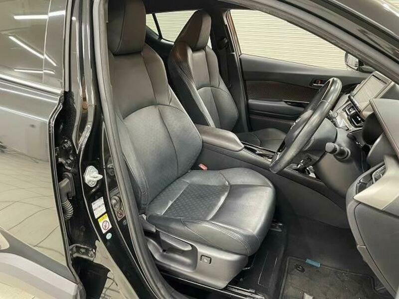 C-HR-7