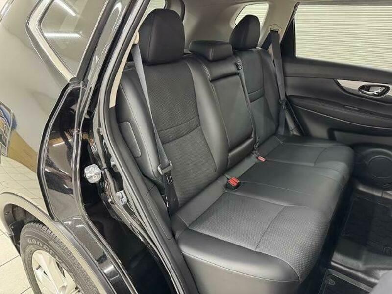 X-TRAIL-8