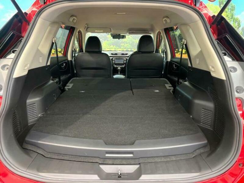 X-TRAIL-9