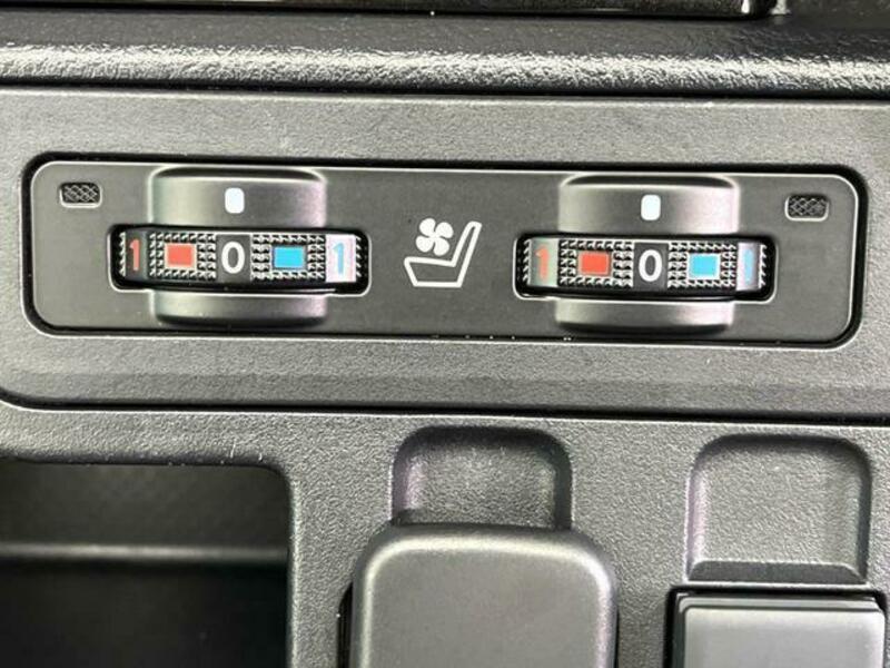 LAND CRUISER PRADO-6