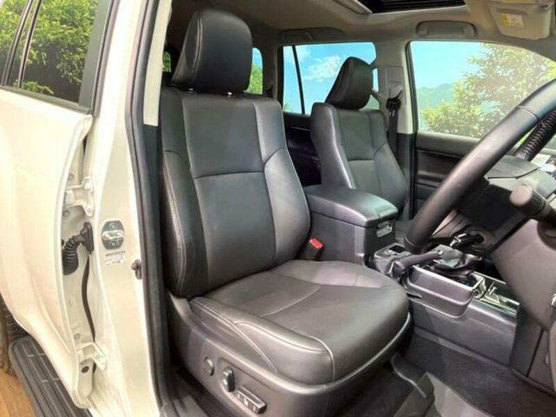 LAND CRUISER PRADO-7