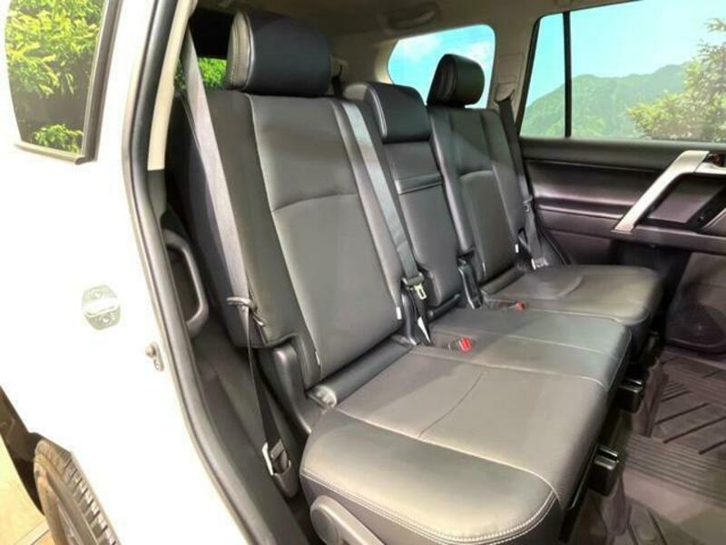 LAND CRUISER PRADO-8