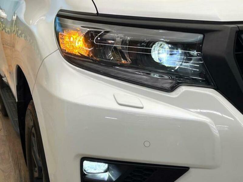 LAND CRUISER PRADO-11