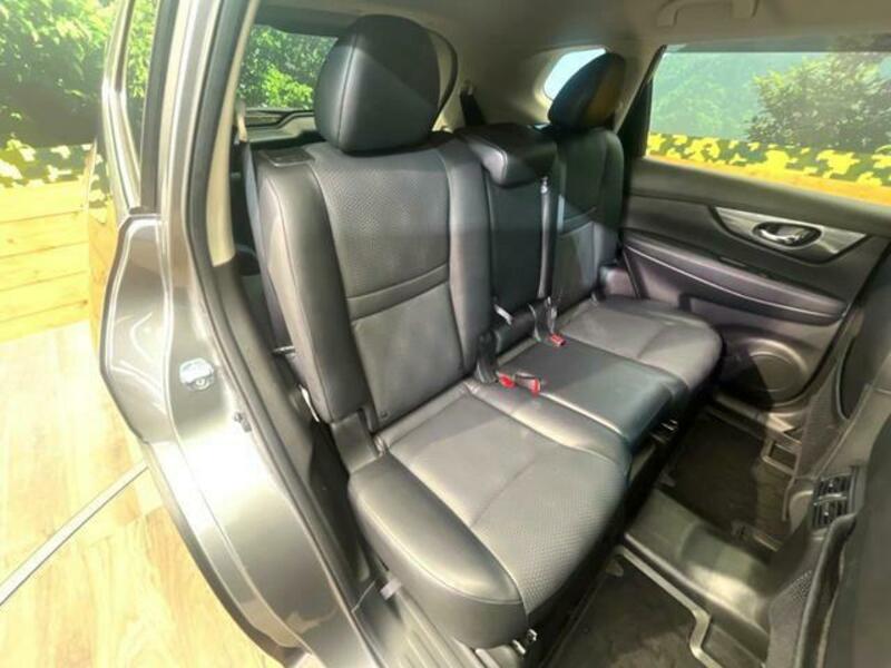 X-TRAIL-8