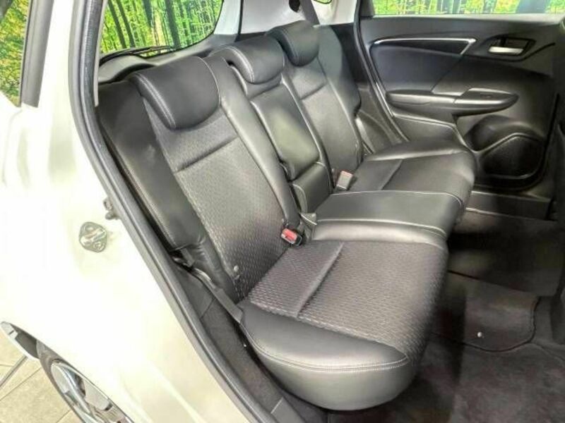 FIT HYBRID-8