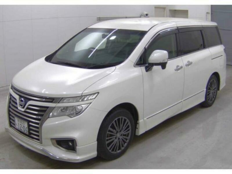 NISSAN　ELGRAND