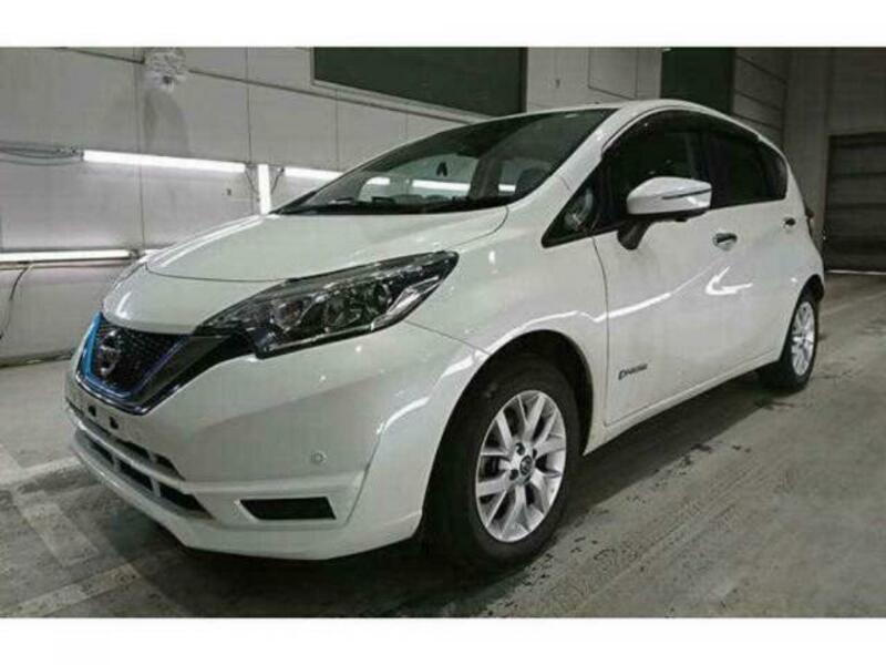NISSAN　NOTE