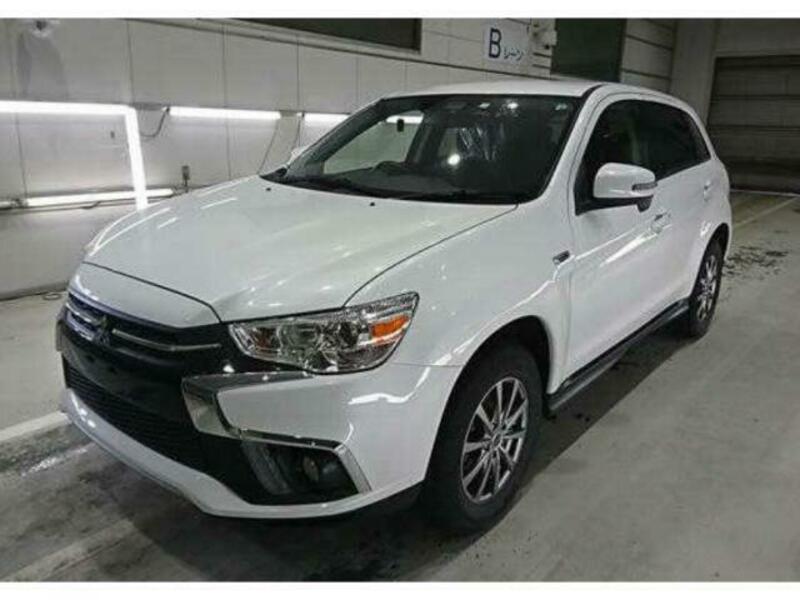 MITSUBISHI　RVR