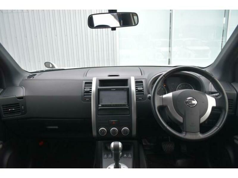 X-TRAIL-2
