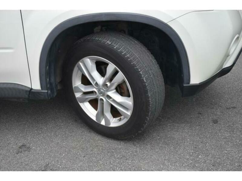 X-TRAIL-17