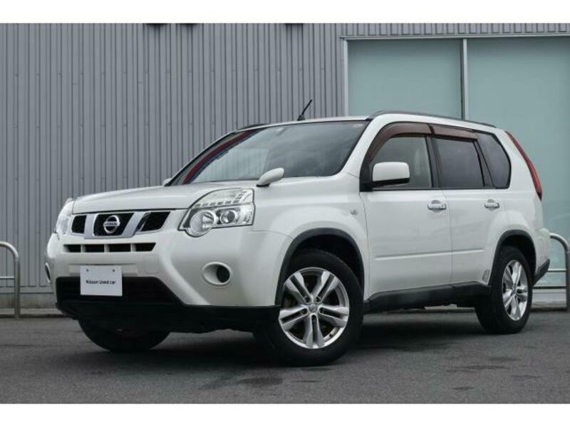 NISSAN　X-TRAIL