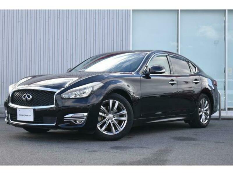 NISSAN　FUGA HYBRID
